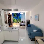 Sea Breeze Bliss - Self Check-in Апартаменты