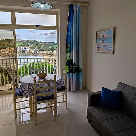 Apartment Sea Breeze Bliss - Self Check-in *