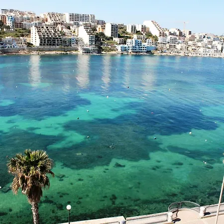 Apartment Sea Breeze Bliss - Self Check-in