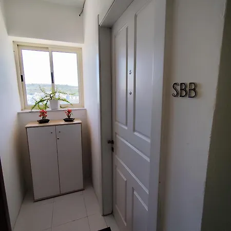 Sea Breeze Bliss - Self Check-in * St. Paul's Bay
