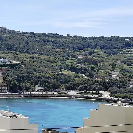 Apartment Sea Breeze Bliss - Self Check-in *