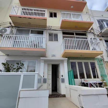 Apartment Sea Breeze Bliss - Self Check-in