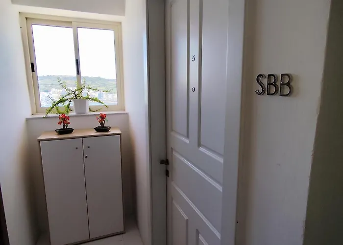 Sea Breeze Bliss - Self Check-in * St. Paul's Bay