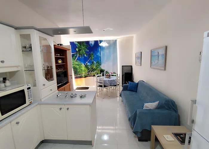 Sea Breeze Bliss - Self Check-in 아파트